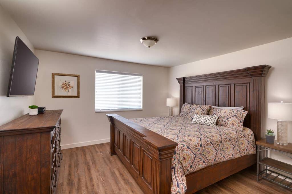 5C Sweet Redcliff Condo, Pool & Hot Tub Moab Luaran gambar
