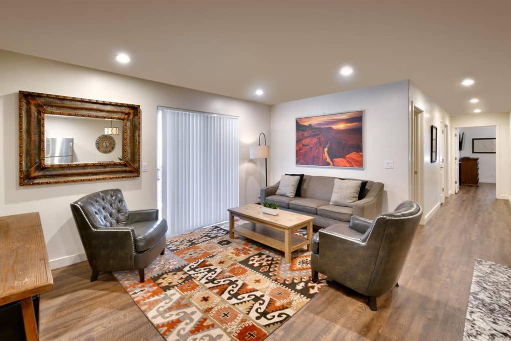 5C Sweet Redcliff Condo, Pool & Hot Tub Moab Luaran gambar